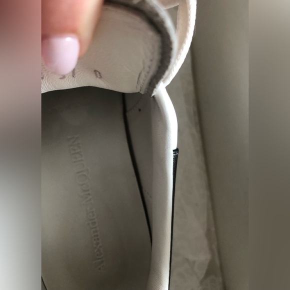 Alexander McQueen sneakers - Picture 8 of 11